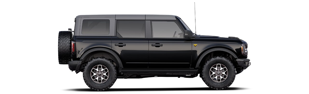 Descubre la SUV Ford Bronco 2022 4 Puertas en color Shadow Black