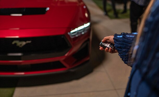 Ford Mustang 2024, el Auto Deportivo que cuenta con Botón de Encendido a Distancia