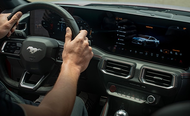 Nuevo Ford Mustang 2024, Auto Deportivo equipado con Paletas de Cambio en el Volante