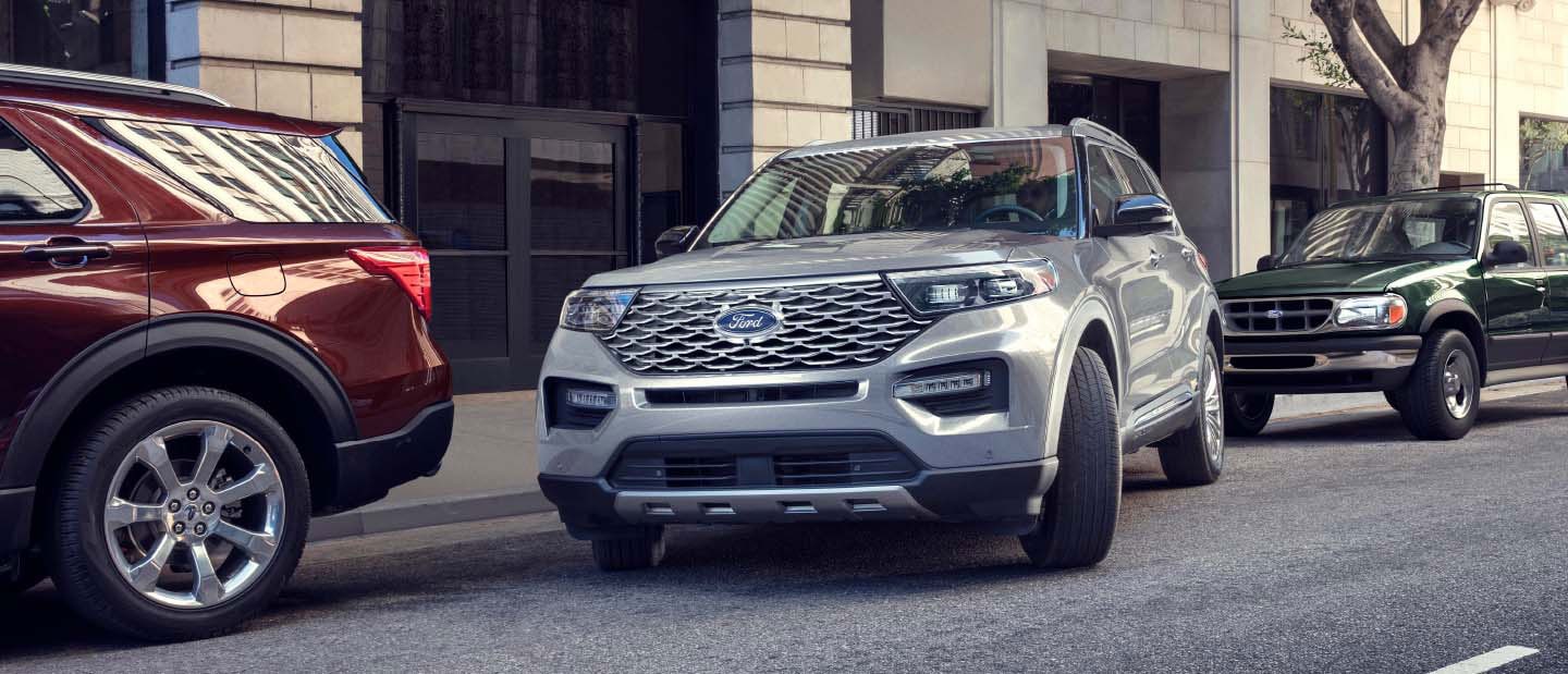 Descubre Asistencia de Estacionado que te permitirá realizar maniobras en Ford Explorer 2023