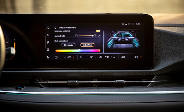 Ford Territory 2026 puede cargar tus dispositivos móviles con carga inalámbrica y USB