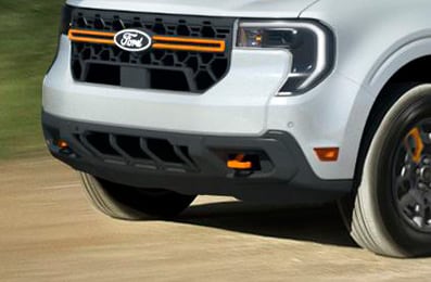 Ford Maverick 2025, Pickup que puede remolcar carga con sus ganchos delanteros